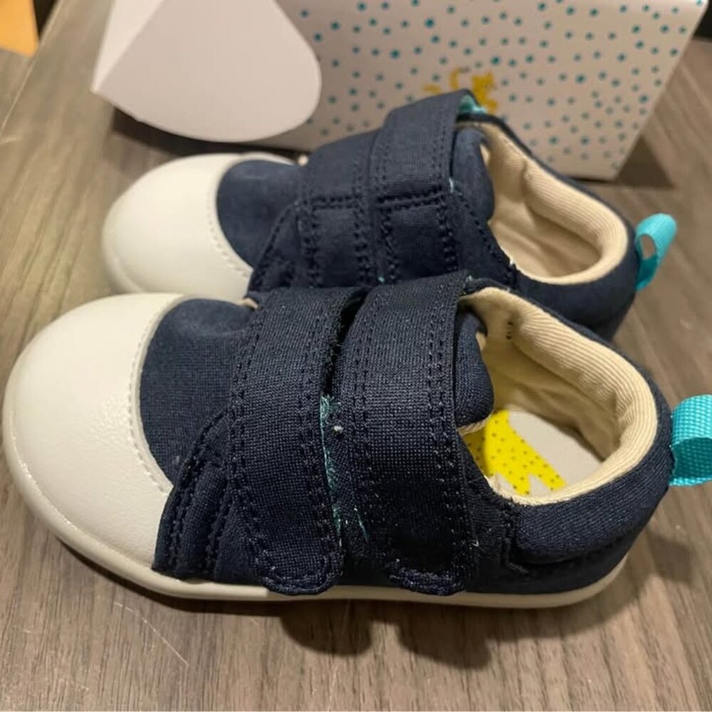 Brand new Ten Little Navy Sneakers ( size 5 toddler)